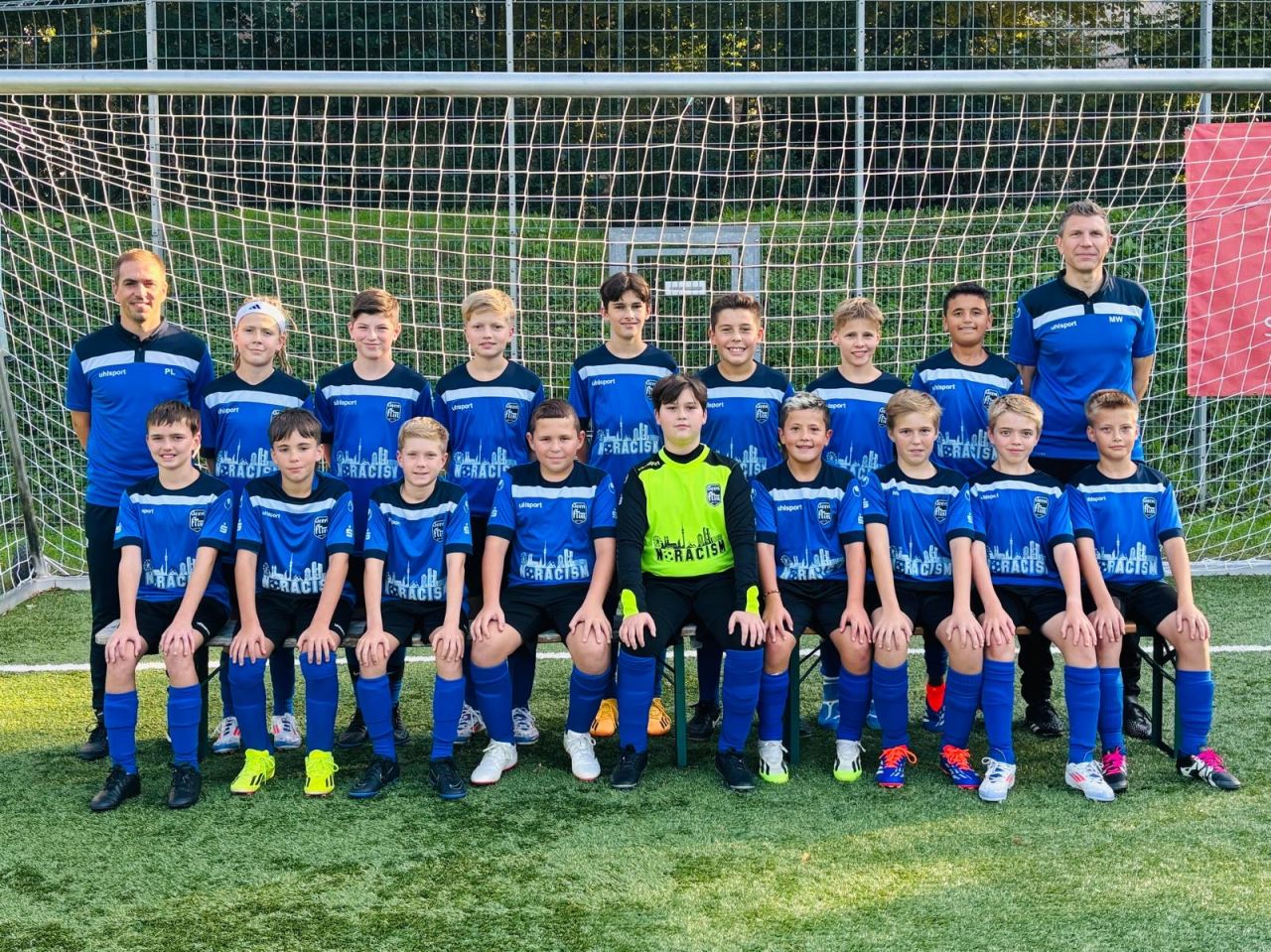 item-2024-12/u13-241208-freundschaftsspiele-1.jpg 2024-12/u13-241208-freundschaftsspiele-1.jpg