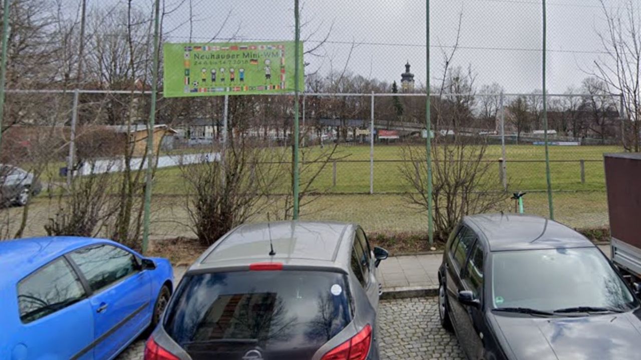 ACHTUNG! Aprilscherz! Erweiterung des Parklizenzgebiets Rotkreuzplatz Nord