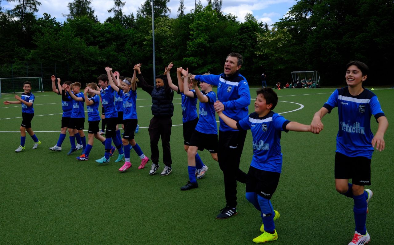 item-2025-05/u13-20250524-tsv-gro-hadern-3.jpeg 2025-05/u13-20250524-tsv-gro-hadern-3.jpeg
