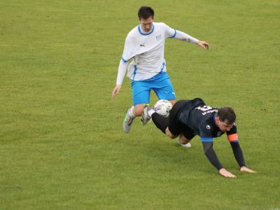 Herren I: Bauchlandung beim ESV München