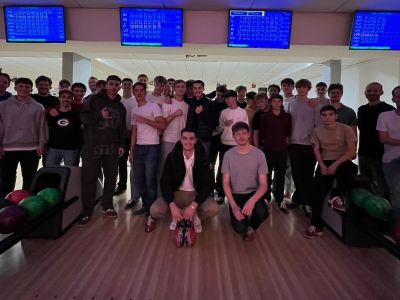 U19 und Herren beim Bowlen