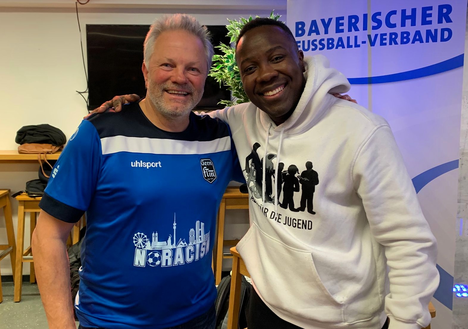 !NieWieder – Initiative Erinnerungstag im Deutschen Fußball